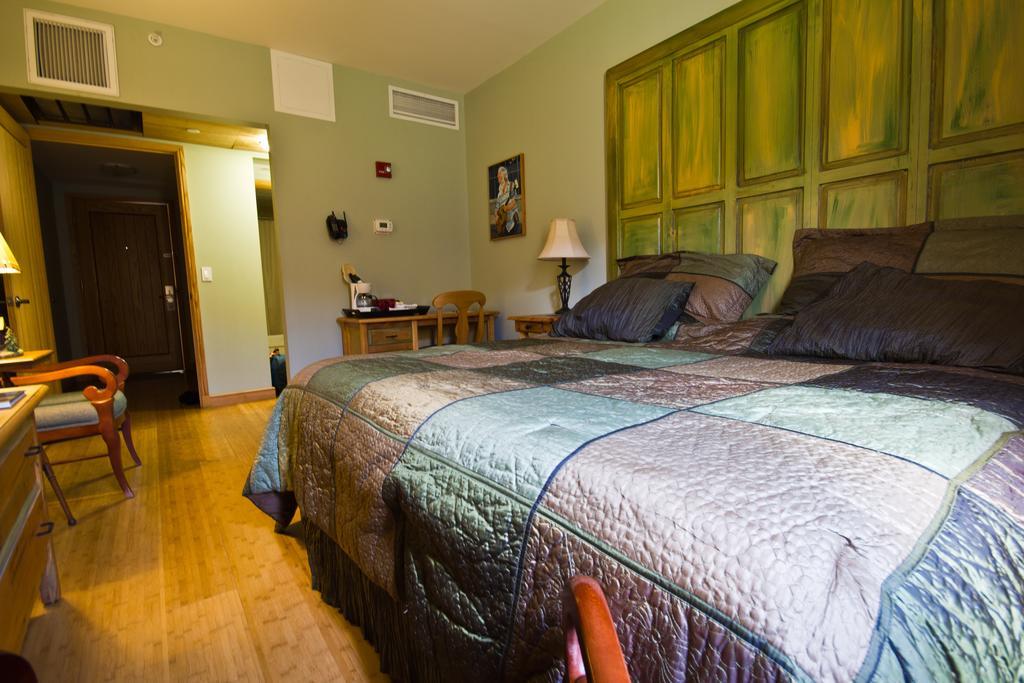 Hotel Floyd Rum bild